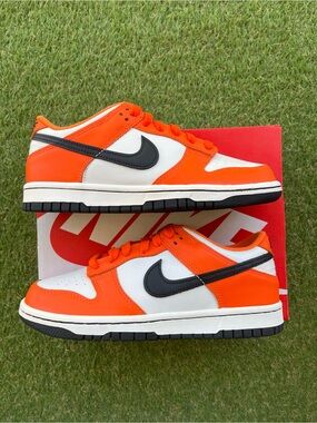 Nike Orange White Black Low-Top Sneakers